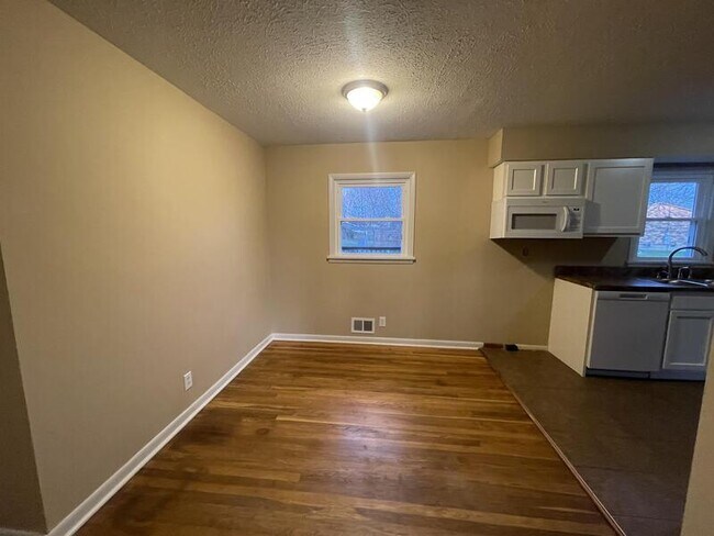 Building Photo - 5614 Arvis Dr