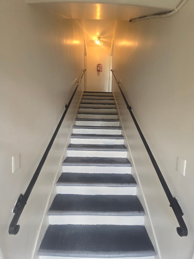 Stairway to 2nd Floor - 6336 1/2 Simpson Ave