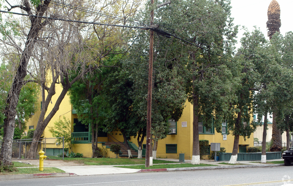 Primary Photo - 133 N I St