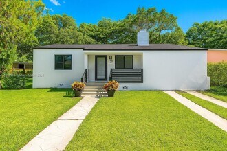 Building Photo - 520 NW 45th St