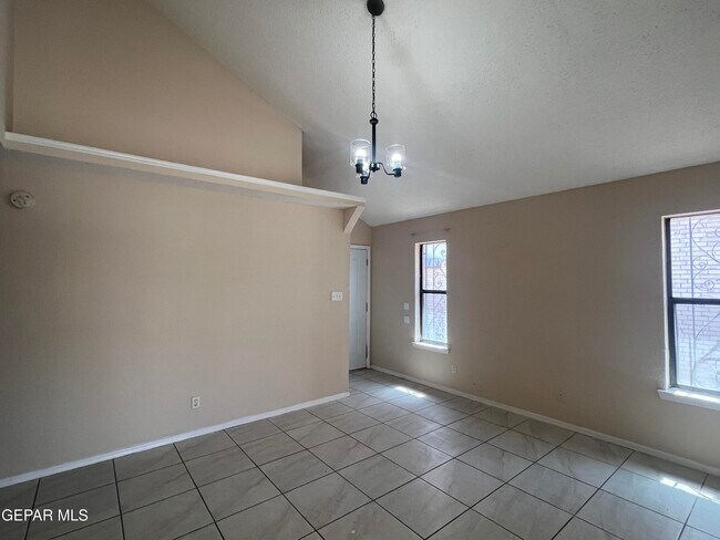 Building Photo - 11756 Royal Banner Ln
