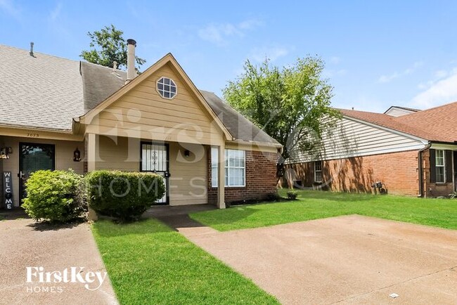 Foto del edificio - 7069 Reese Point Cove