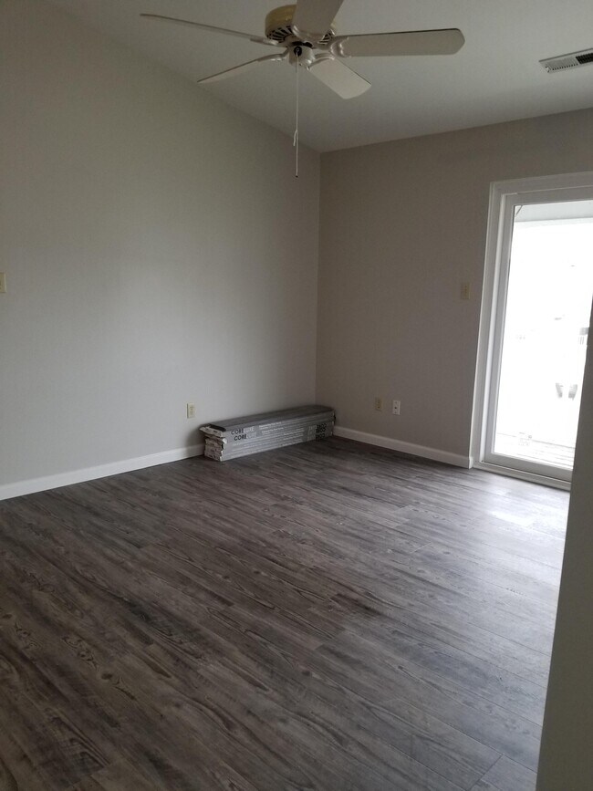 Living room - 157 Jubilee Hill Dr