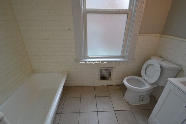 Foto del edificio - 529 Hawthorne Ave