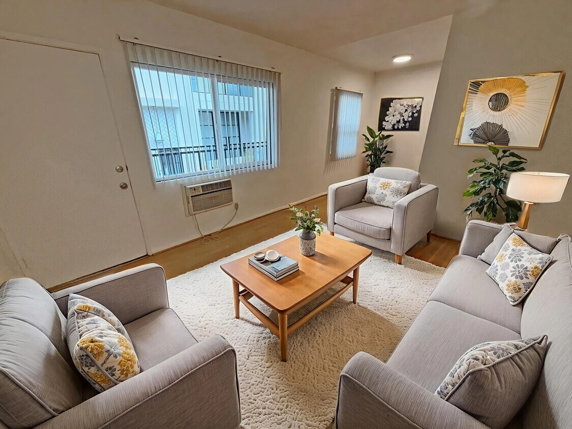 Foto principal - 1248 N Las Palmas Ave