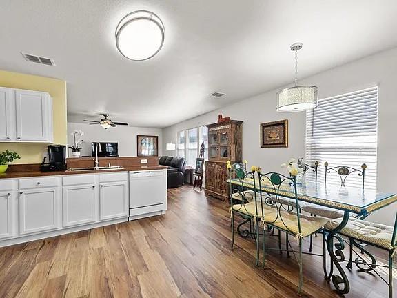 Foto del edificio - 2731 Prairie Creek Dr