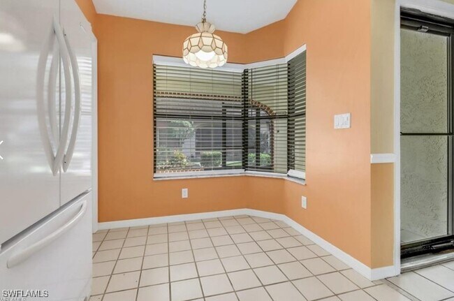 Foto del edificio - 10772 Regent Cir