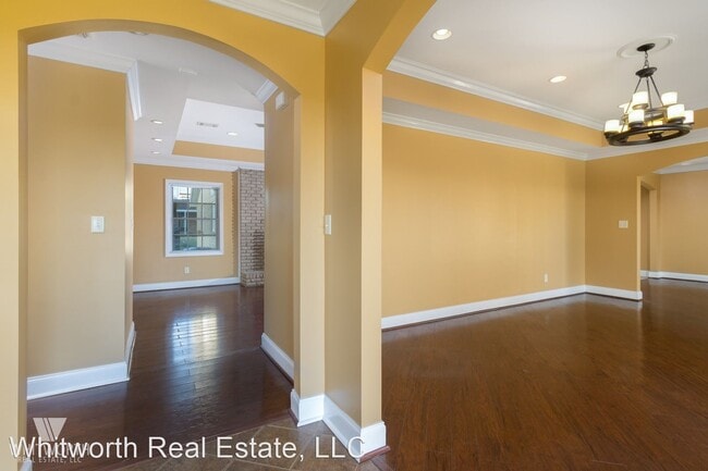 Building Photo - 3 br, 2.5 bath House - 228 Cedar Crest