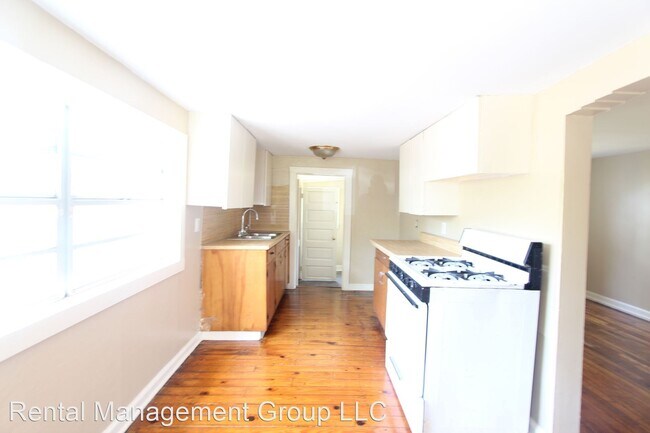 Building Photo - 2 br, 1 bath House - 773 82nd Street S