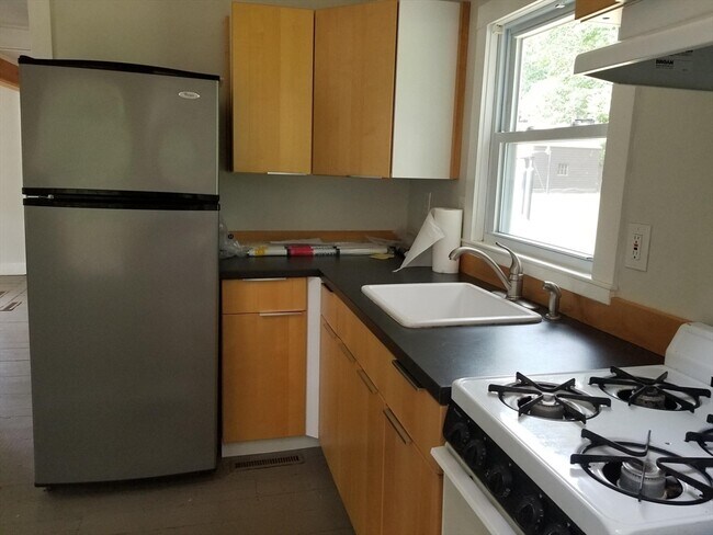 Foto del edificio - 980 Careswell St