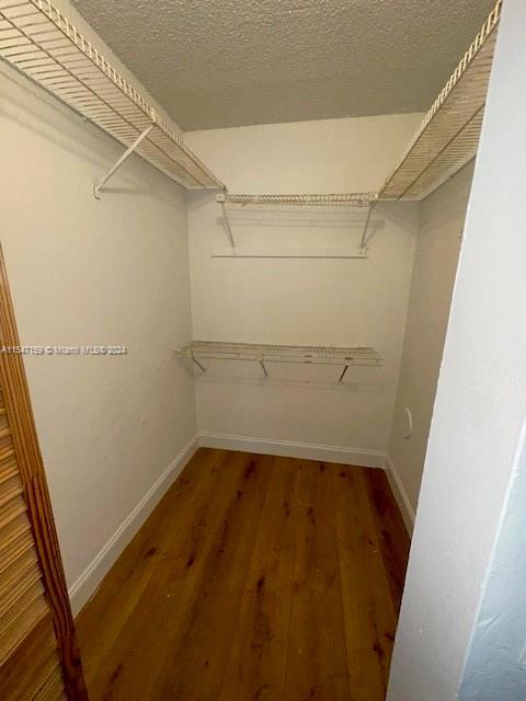Foto del edificio - 861 NE 207th Terrace