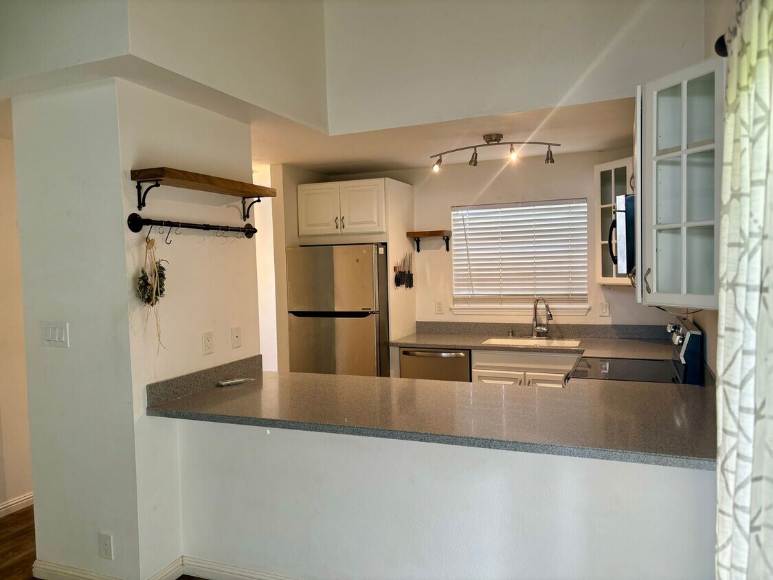 Primary Photo - This lovely two bed, two bath condo at Wai...