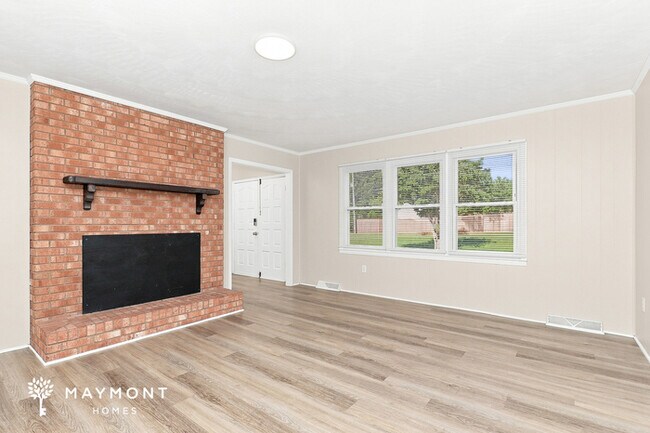 Foto del edificio - 1404 Cedar Dr