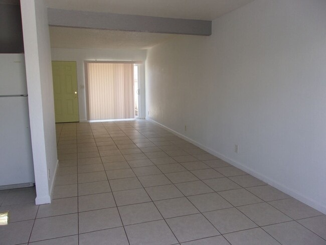 Foto del edificio - 724NoE