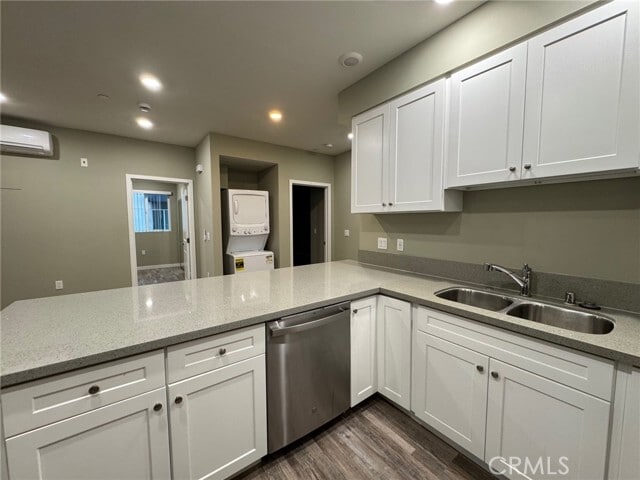 Foto del edificio - 621 Normandie Ave