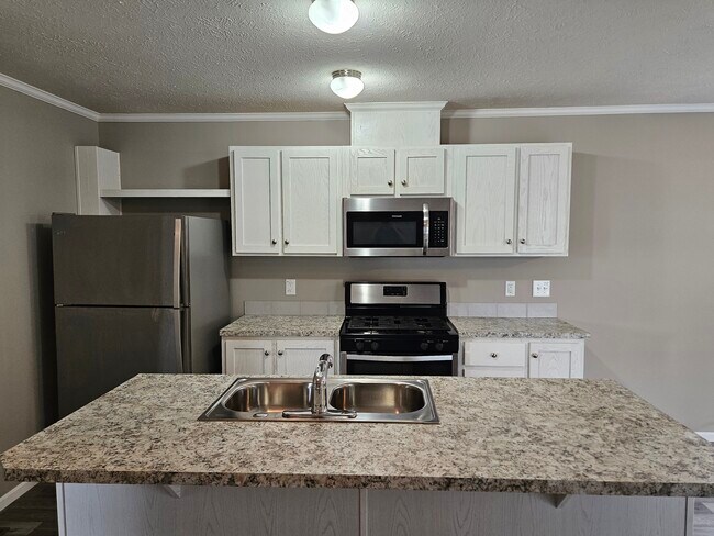 Building Photo - 71574 St Howard Ct