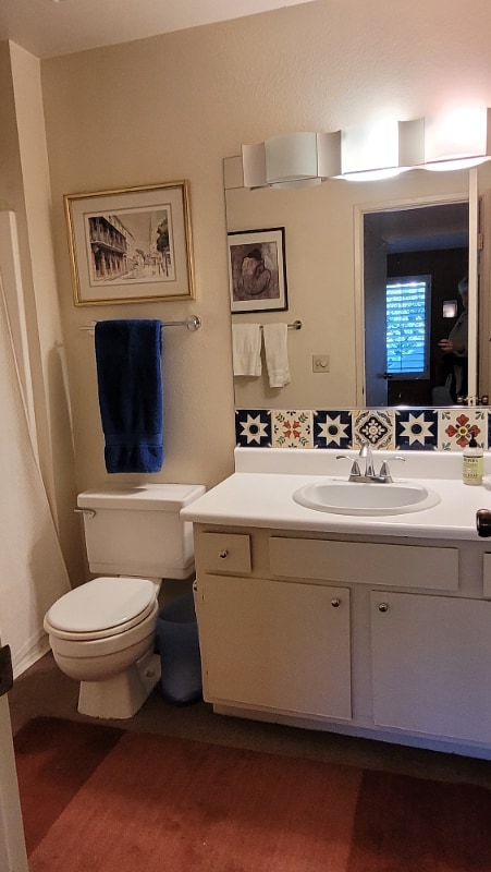 Building Photo - 1100 E Amado Rd