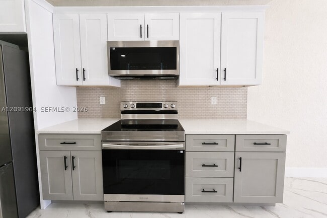 Foto del edificio - 4816 24th St SW