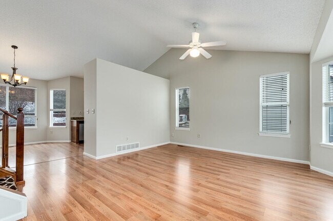Foto del edificio - 1458 Sunnyside St