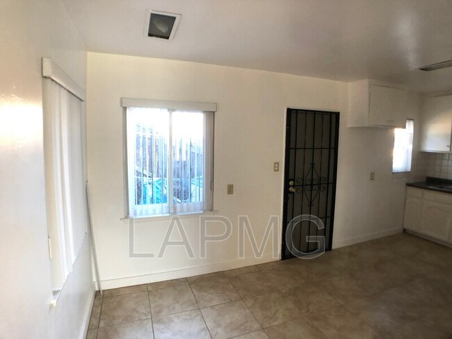 Foto del edificio - 4304 City Terrace Dr