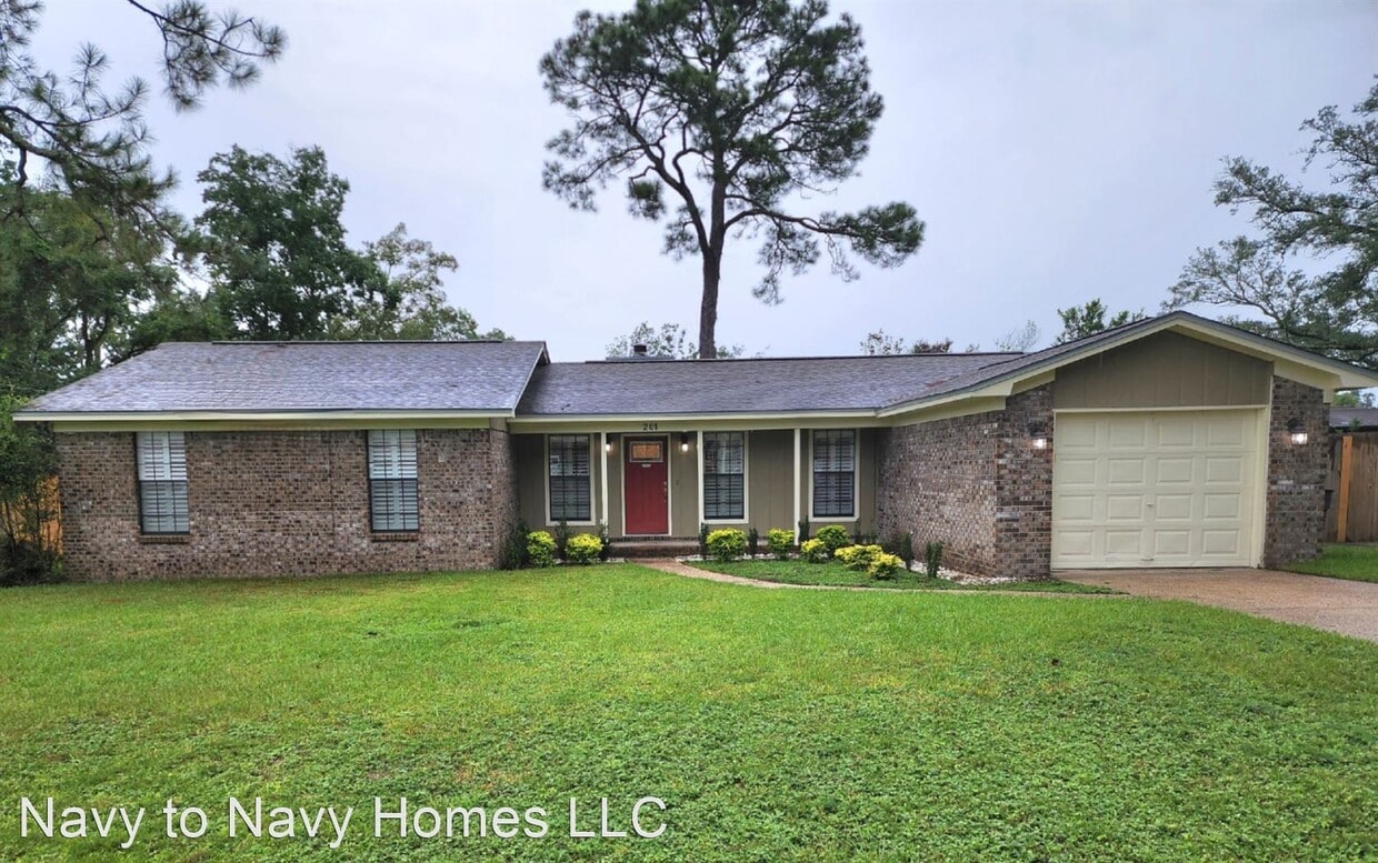 Foto principal - 3 br, 2 bath House - 201 S 73rd Avenue