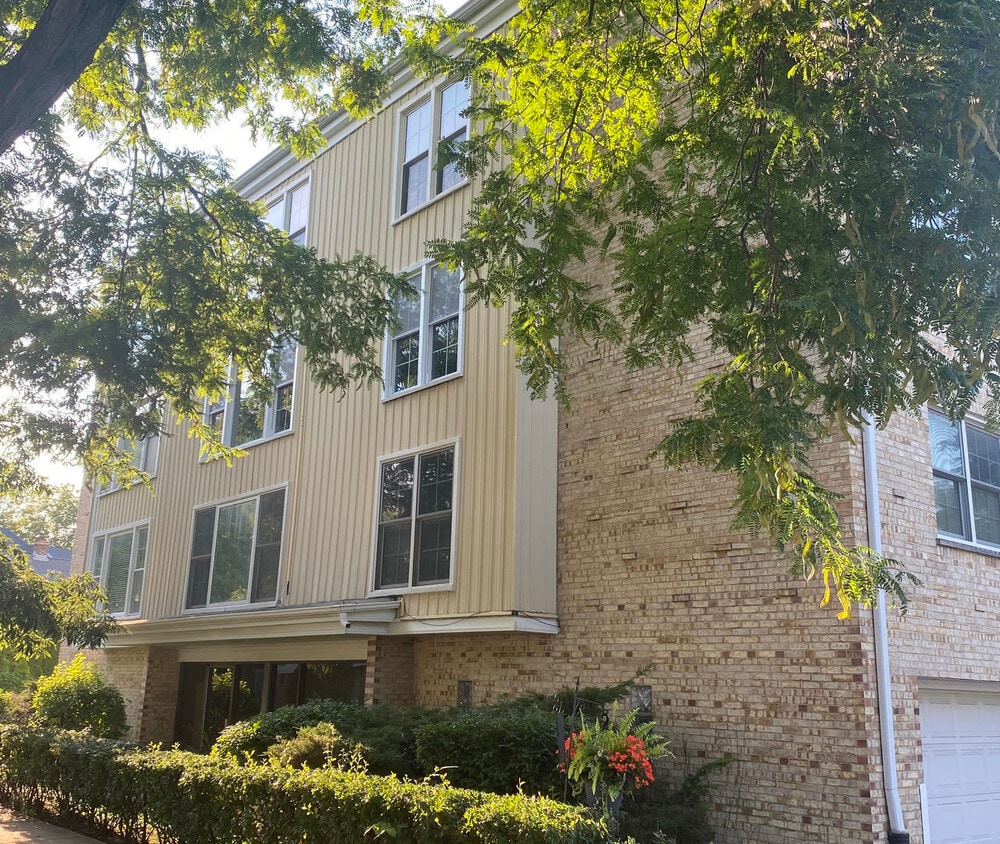 601 Ridge Rd Unit 301, Wilmette, IL 60091 Condo for Rent in Wilmette