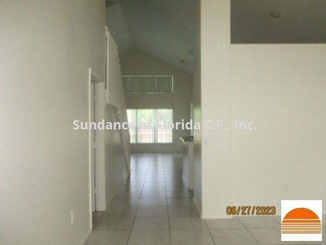 Building Photo - 2 Story Screen-enclosed Pool