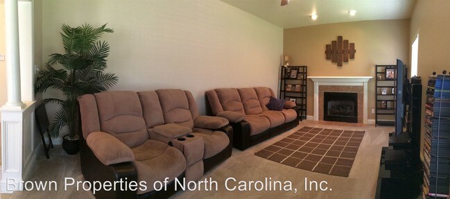 Foto del edificio - 228 Brookstone Way