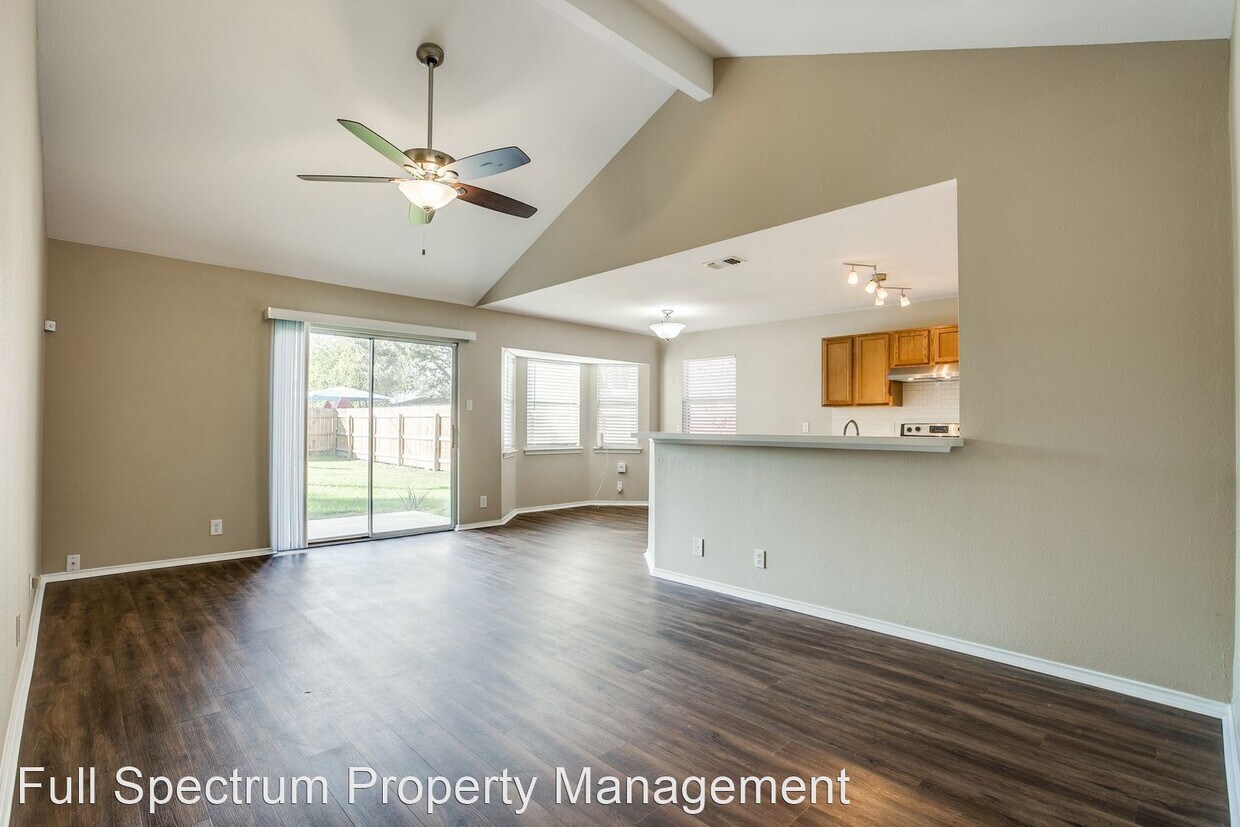 Primary Photo - 3 br, 2 bath House - 314 Channing Ave