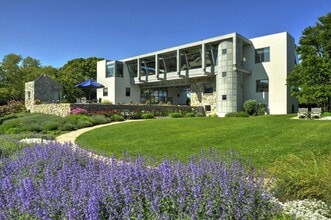 Building Photo - 151 Barnes Hole Rd