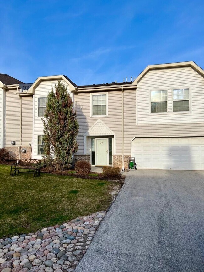 310 Jennifer Ln, Brookfield, WI 53045 Condo for Rent in Brookfield