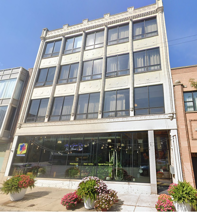 Foto del edificio - 2614 W North Ave