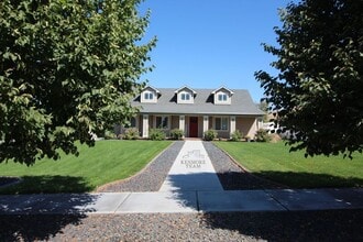 Building Photo - 2112 Meritage Ave