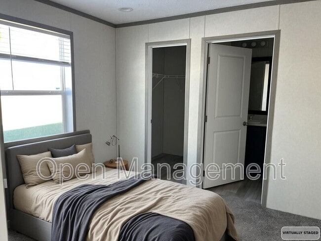 Building Photo - 420 Homecroft Ct