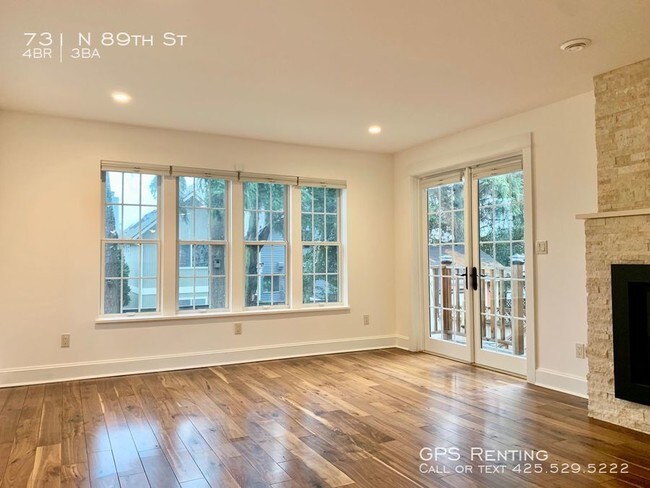 Building Photo - Luxury 4 bed, 3 bath in Greenwood