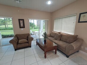 Building Photo - 8924 Sandshot Ct