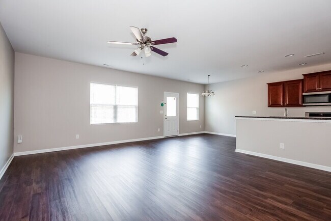 Foto del edificio - 7520 Spring Spruce Ln