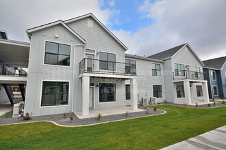 Building Photo - 6510 N Atlas Rd