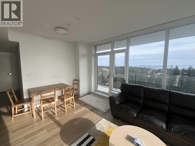 Photo du bâtiment - 5855 Binning Ave