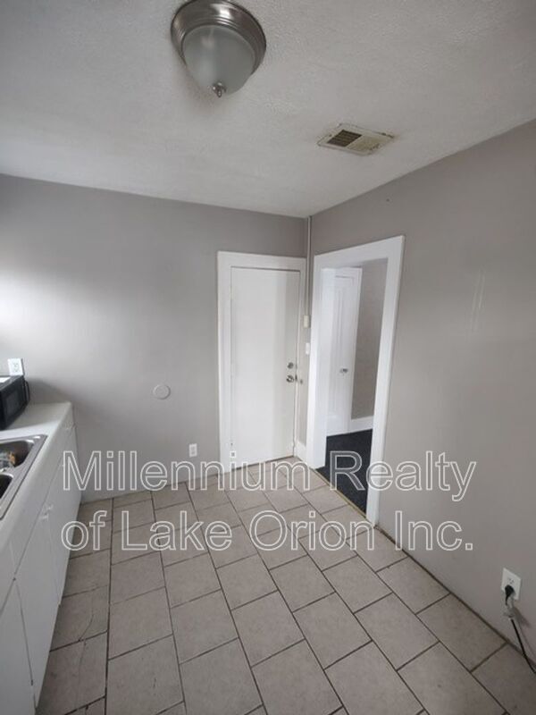 Foto del edificio - 140 Summit St