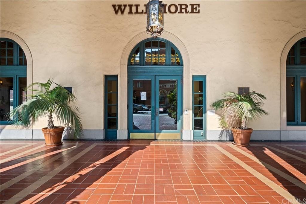 Front entrance to the Willmore Building - 315 W 3rd St
