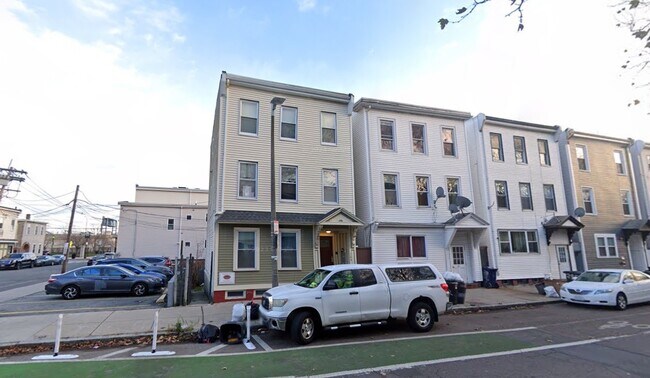 Foto del edificio - 289 Chelsea St