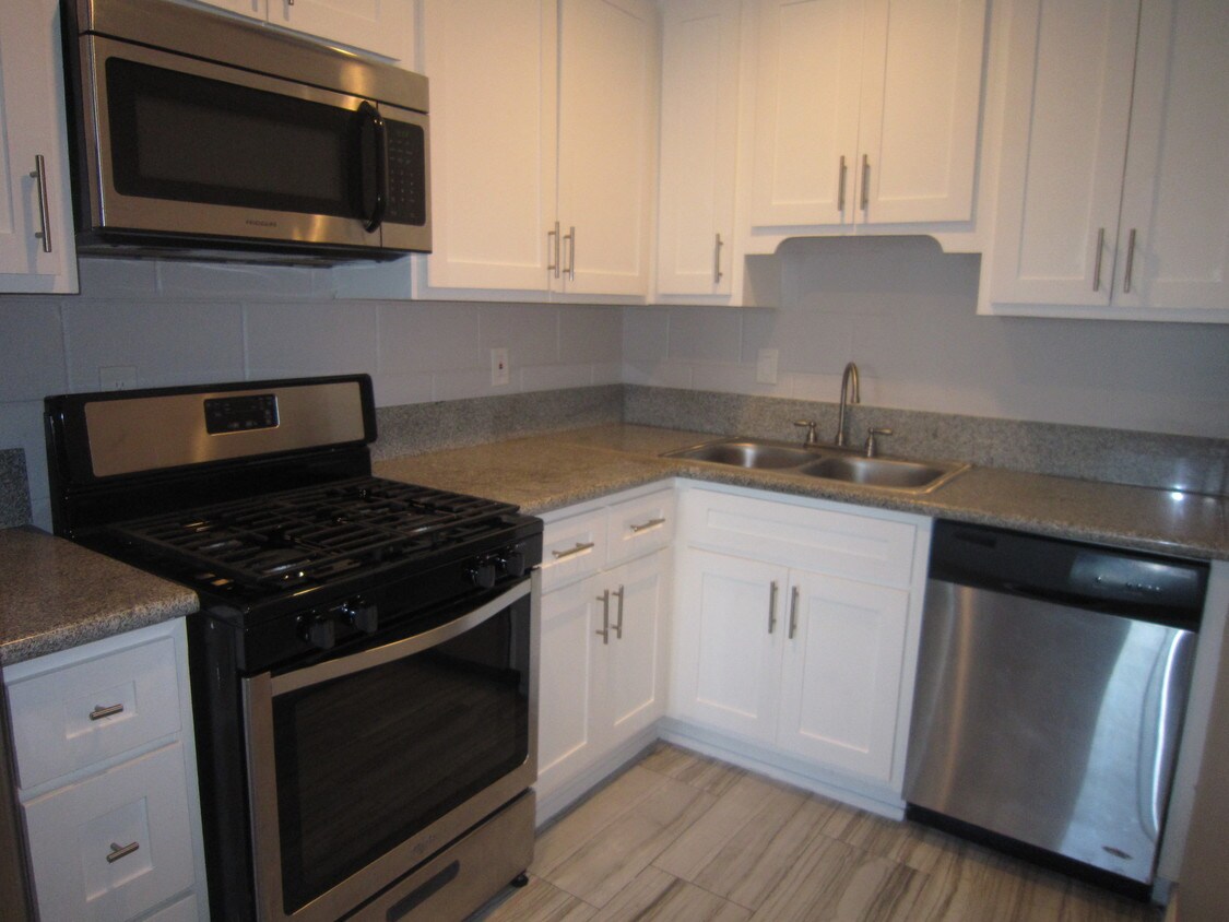 Primary Photo - 1736 Workman St