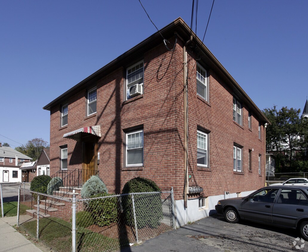 9597 Copeland St, Quincy, MA 02169 Apartments in Quincy, MA