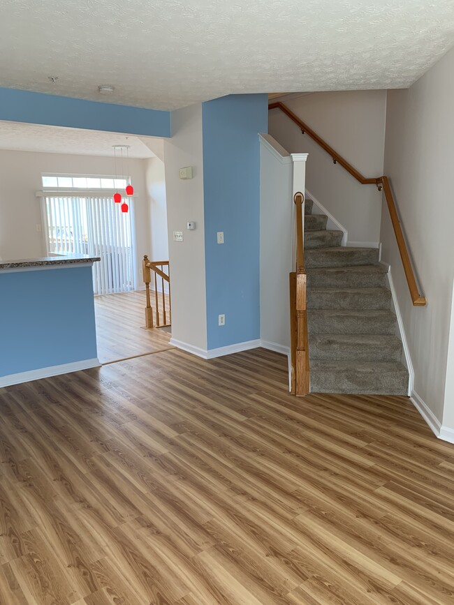 Building Photo - 4513 Golden Meadow Dr