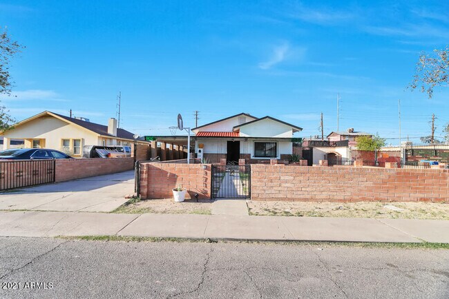Foto del edificio - 1718 W Hadley St