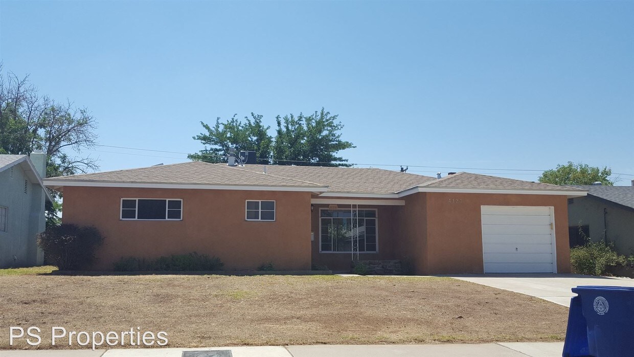 Foto principal - 3 br, 2 bath House - 4124 Palo Duro Ave NE