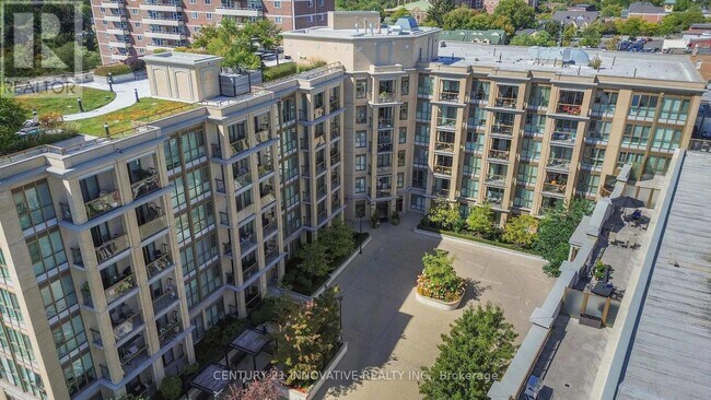 Photo du bâtiment - 68-368 Main Street Markham N