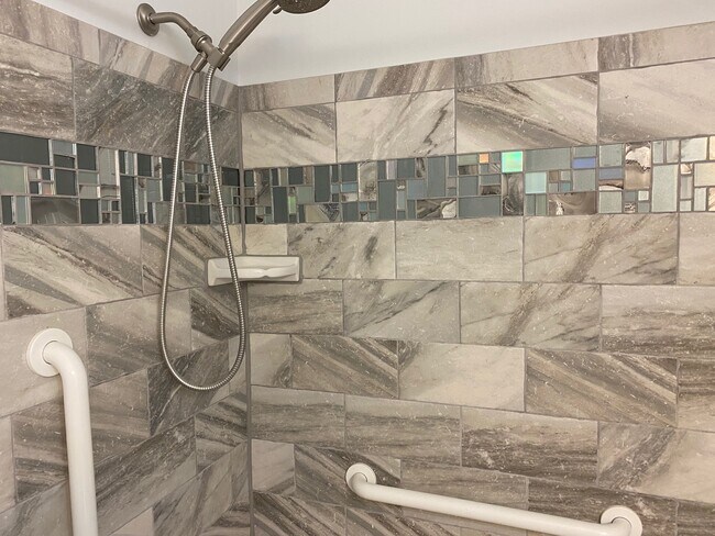 Foto del edificio - 61 Herrington Dr