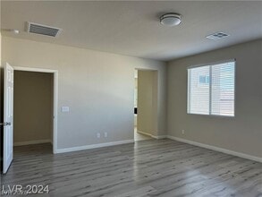 Building Photo - 9056 Tony Ridge Ave